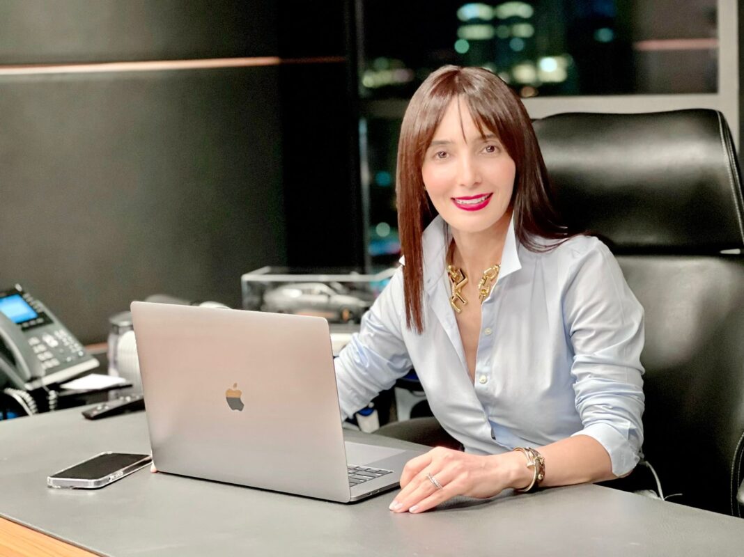 المهندسة جميلة السعدوني: “جيمي” و”فيرو” رحلة في عالم التطور العقاري تنطلق من دبي المهندسة جميلة السعدوني: “جيمي” و”فيرو” رحلة في عالم التطور العقاري تنطلق من دبي