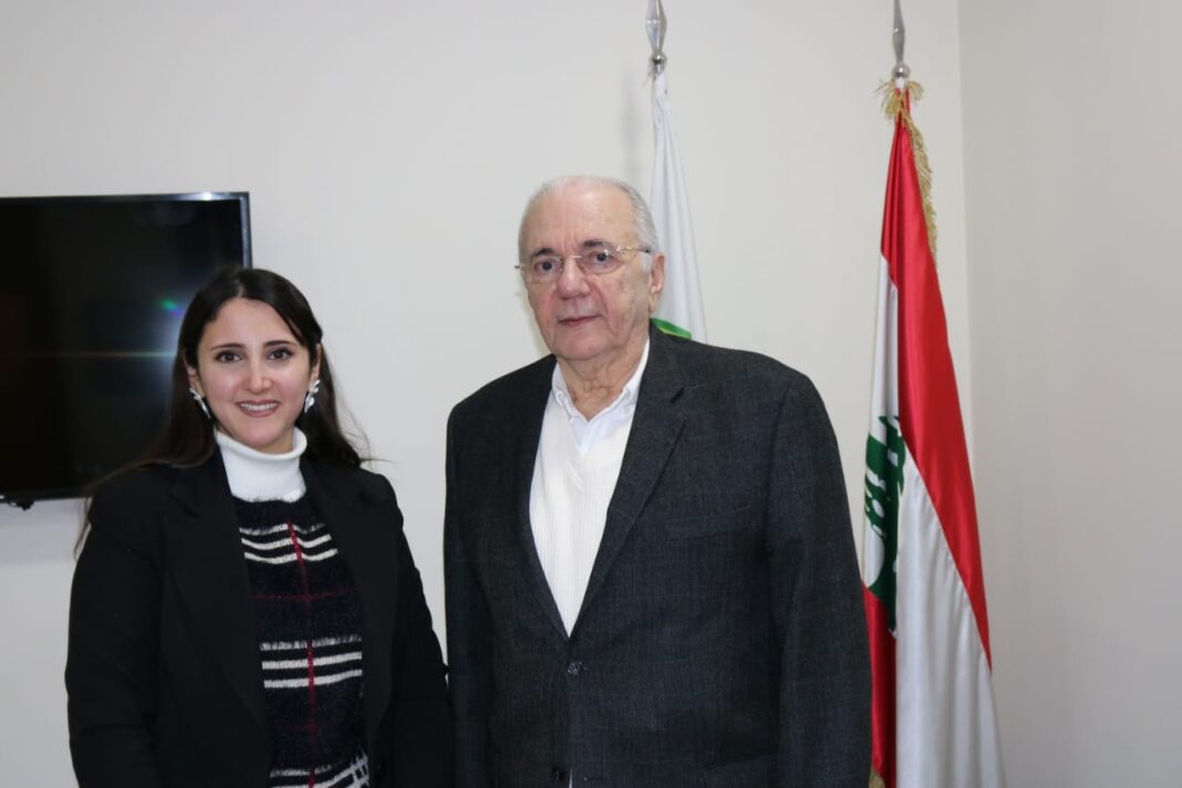 لقاء خاص مع نائب رئيس جمعية الصناعيين اللبنانيين، والمؤسس والرئيس التنفيذي لشركة سوناكو الربيع جورج نصراوي لقاء خاص مع نائب رئيس جمعية الصناعيين اللبنانيين، والمؤسس والرئيس التنفيذي لشركة سوناكو الربيع جورج نصراوي