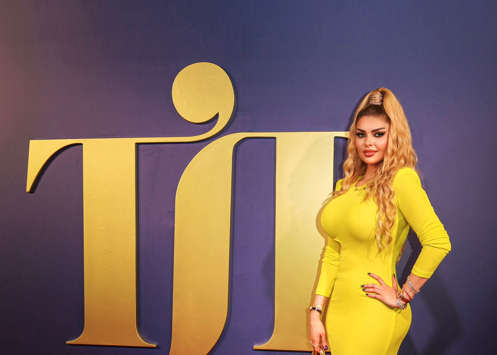 سيدة الأعمال رنا الحسن تتألق في حفل اطلاق ” حكايا المجوهرات سيدة الأعمال رنا الحسن تتألق في حفل اطلاق ” حكايا المجوهرات