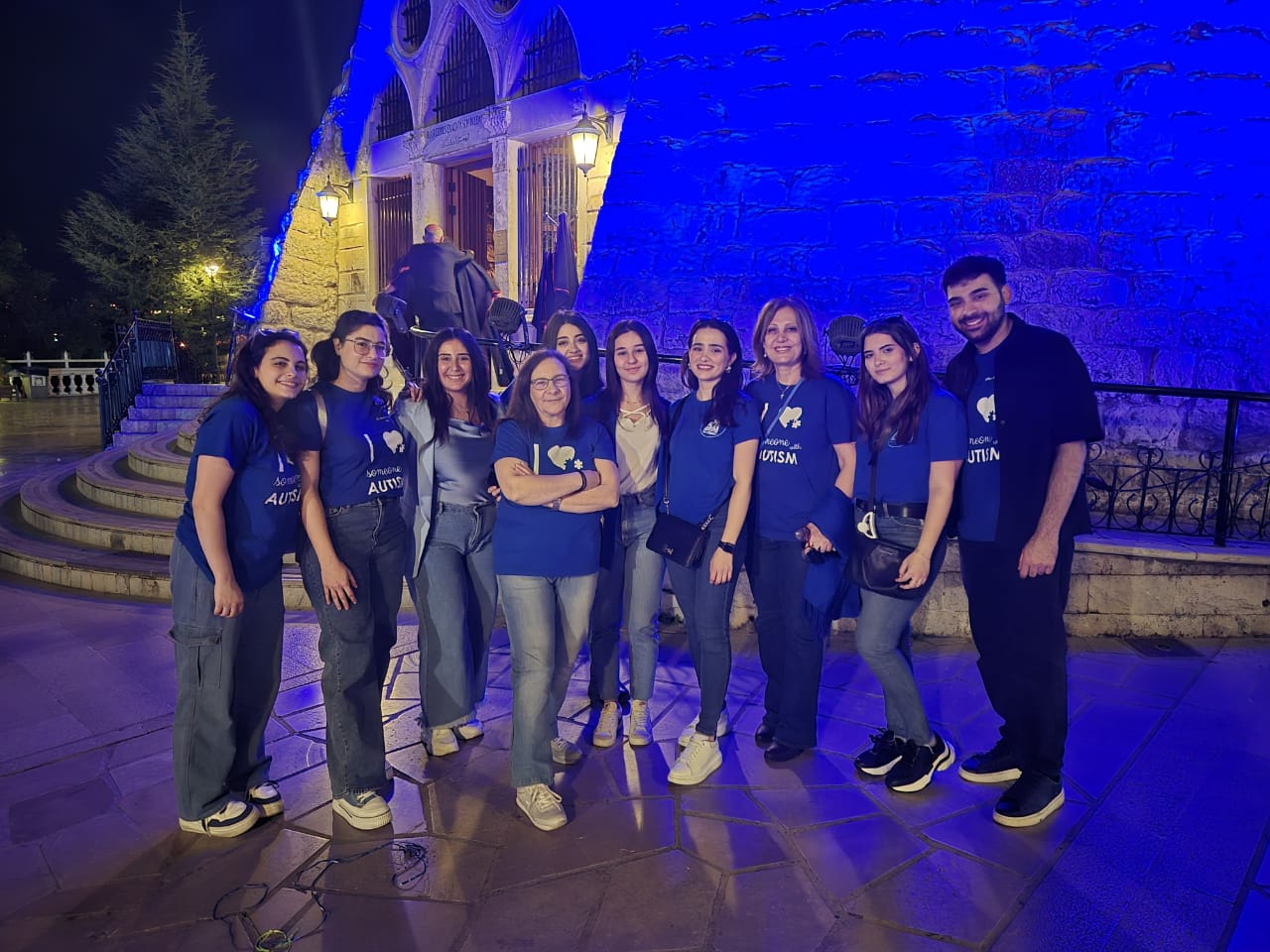 إضاءة مزار سيدة لبنان في حاريصا باللون الأزرق إضاءة مزار سيدة لبنان في حاريصا باللون الأزرق