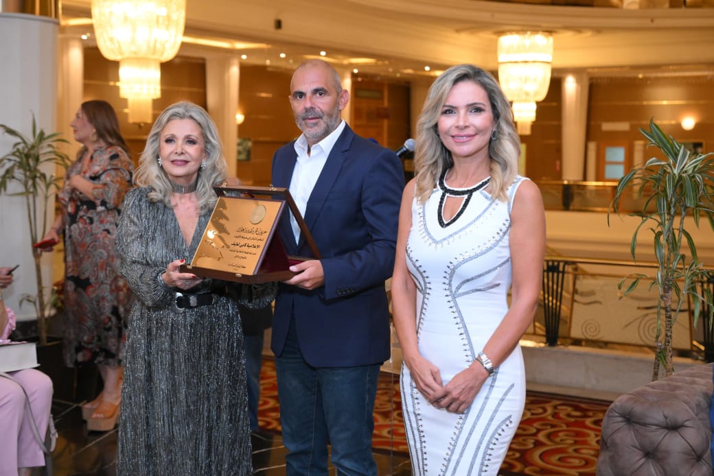 كازينو لبنان يكرم كابي لطيف كازينو لبنان يكرم كابي لطيف