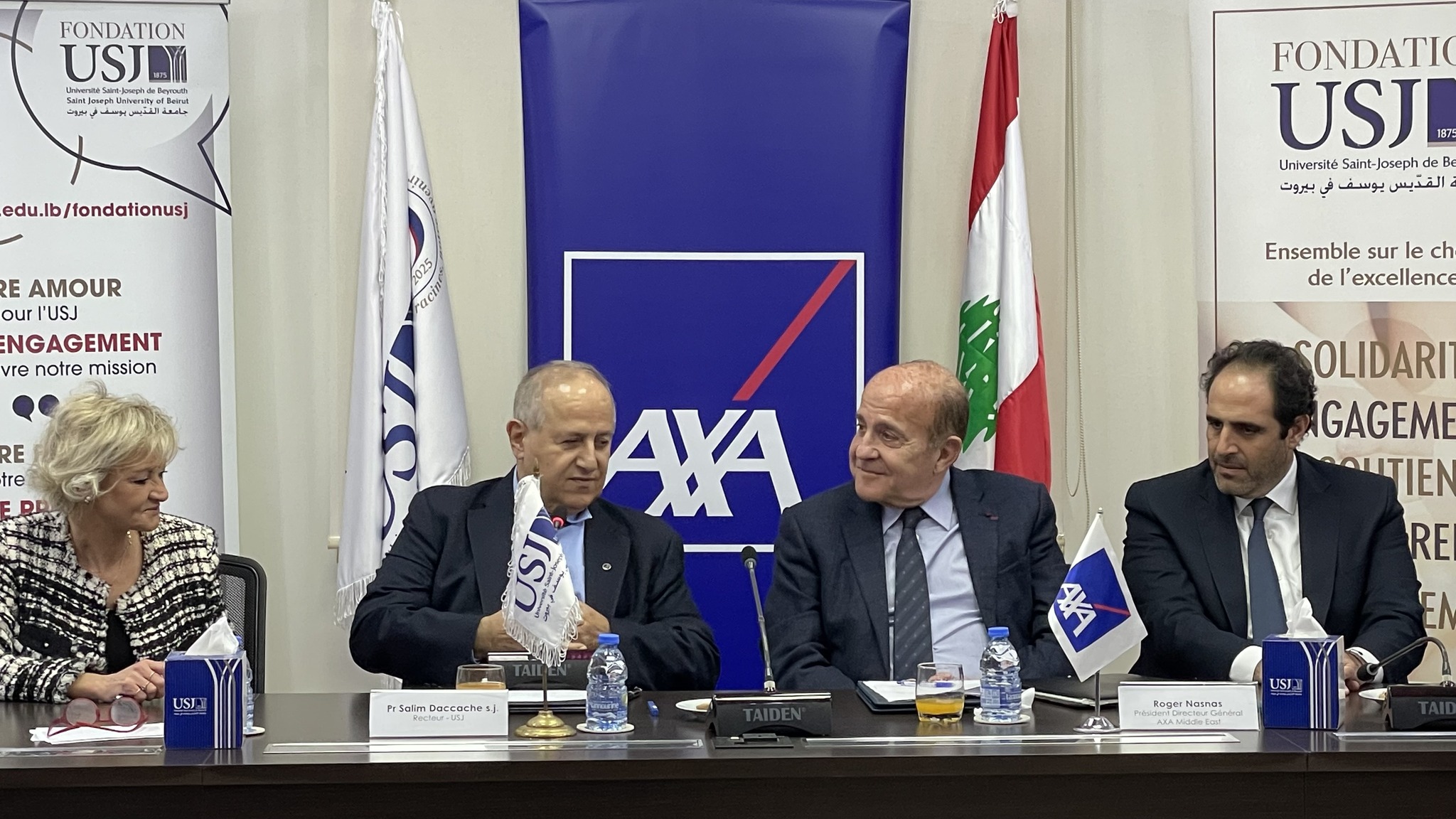 تجديد الشراكة بين جامعة القديس يوسف وAXA الشرق الأوسط: مذكرة تفاهم لدعم الطلاب تجديد الشراكة بين جامعة القديس يوسف وAXA الشرق الأوسط: مذكرة تفاهم لدعم الطلاب