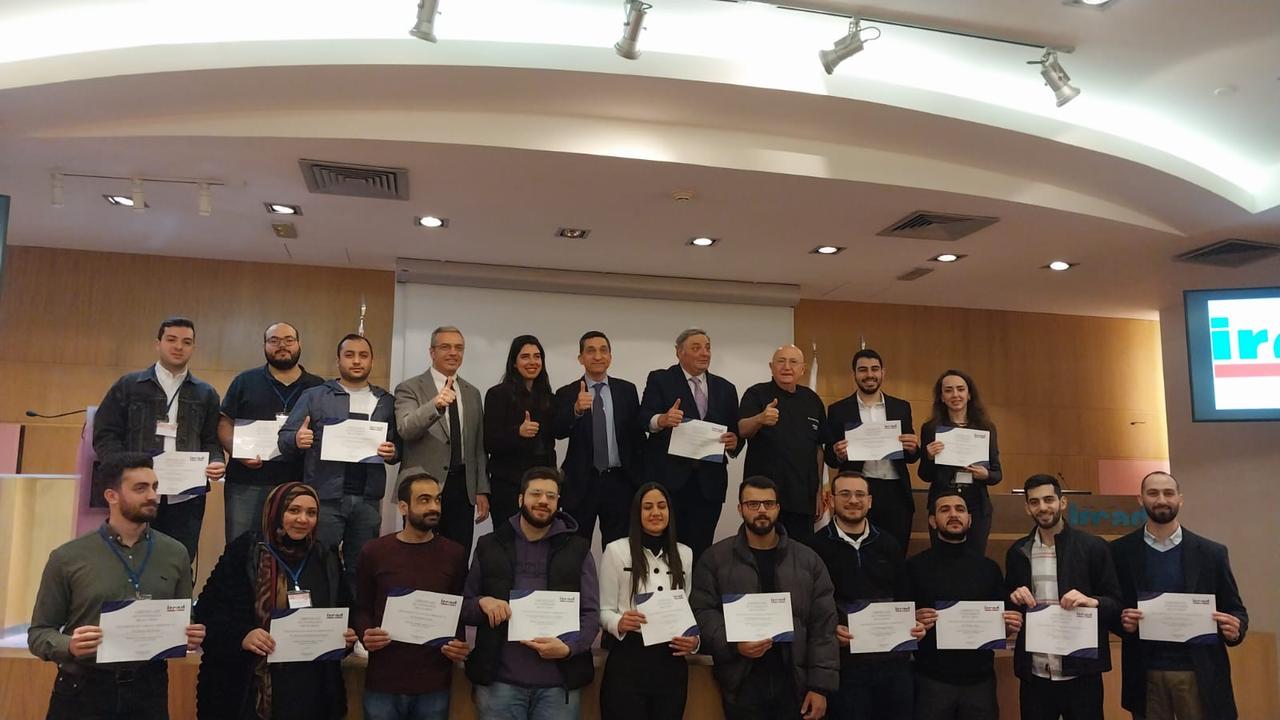 إطلاق ناجح لأول دورة مجانية في الجراحة الروبوتية في لبنان: حدث استثنائي يعيد وضع لبنان على خارطة الطب المتقدّم إطلاق ناجح لأول دورة مجانية في الجراحة الروبوتية في لبنان: حدث استثنائي يعيد وضع لبنان على خارطة الطب المتقدّم