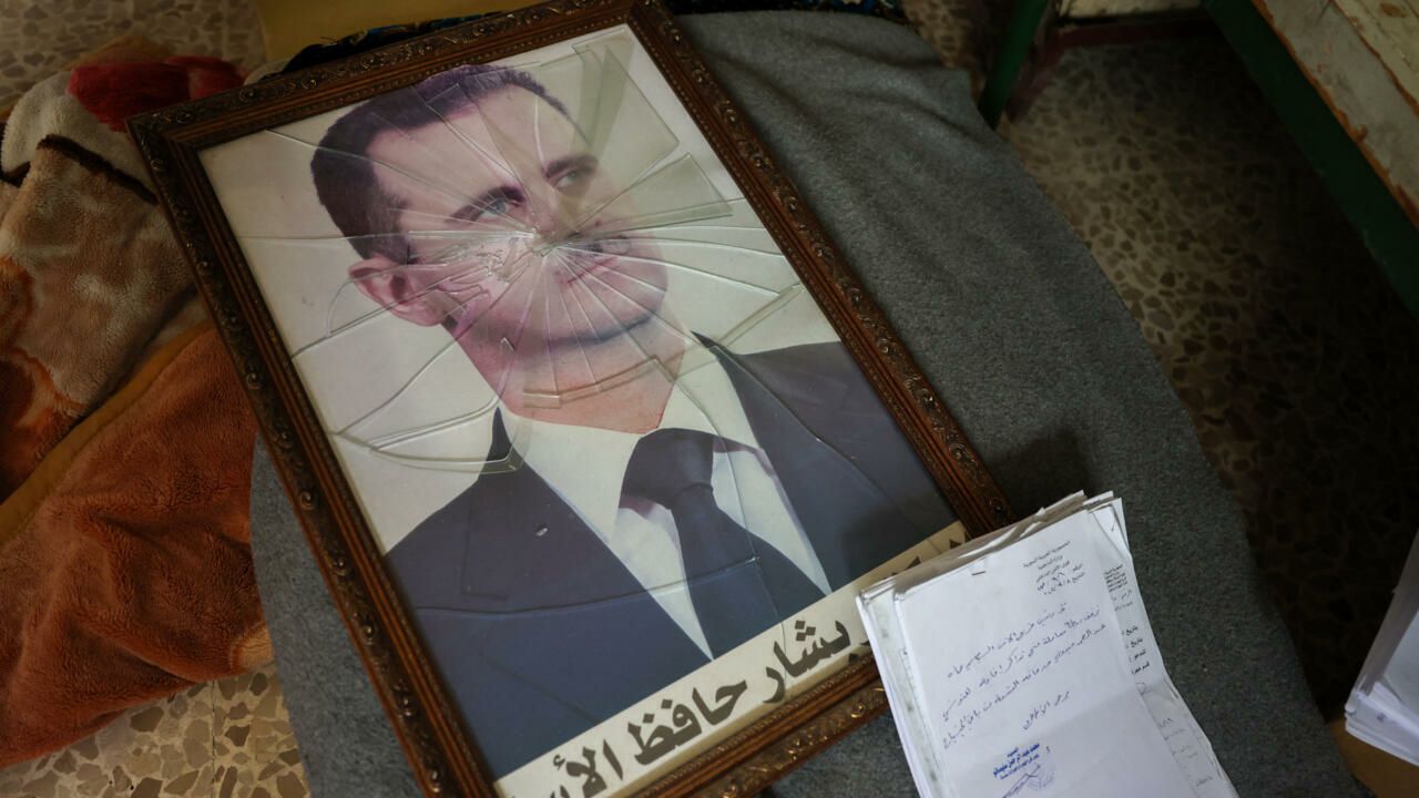 العملات السورية على وشك تغيير جذري: طباعة جديدة بدون صورة الرئيس المخلوع العملات السورية على وشك تغيير جذري: طباعة جديدة بدون صورة الرئيس المخلوع