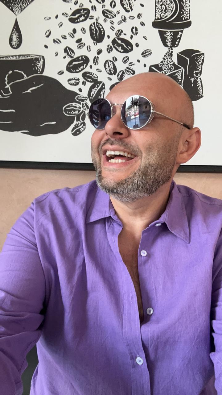 احمد البنا يعود للانتاج بمشاريع فنية مميزة احمد البنا يعود للانتاج بمشاريع فنية مميزة