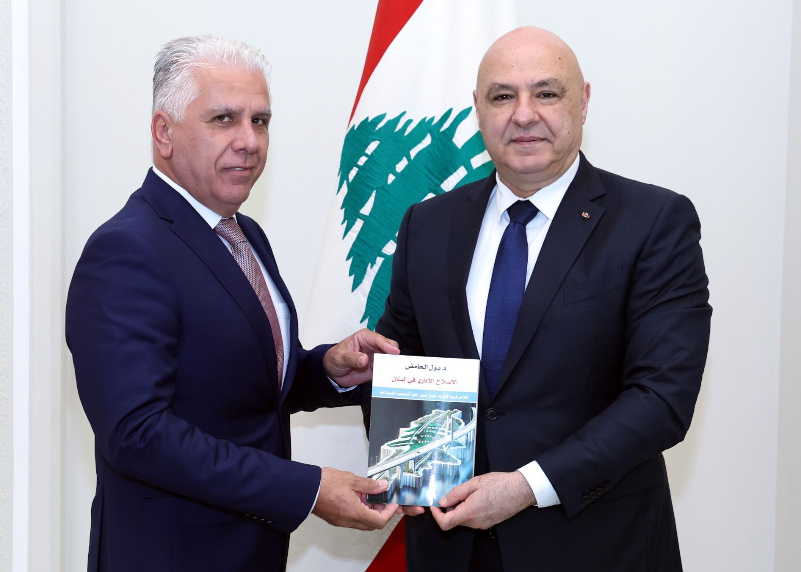لقاء في القصر الجمهوري: الحامض يَضَع رؤيته الإصلاحية والتنموية بين يديّ الرئيس عون لقاء في القصر الجمهوري: الحامض يَضَع رؤيته الإصلاحية والتنموية بين يديّ الرئيس عون