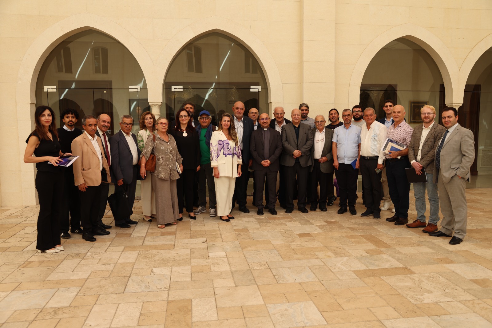 ندوة حول “سرديّات المستقبل” في الجامعة الأنطونية ندوة حول “سرديّات المستقبل” في الجامعة الأنطونية