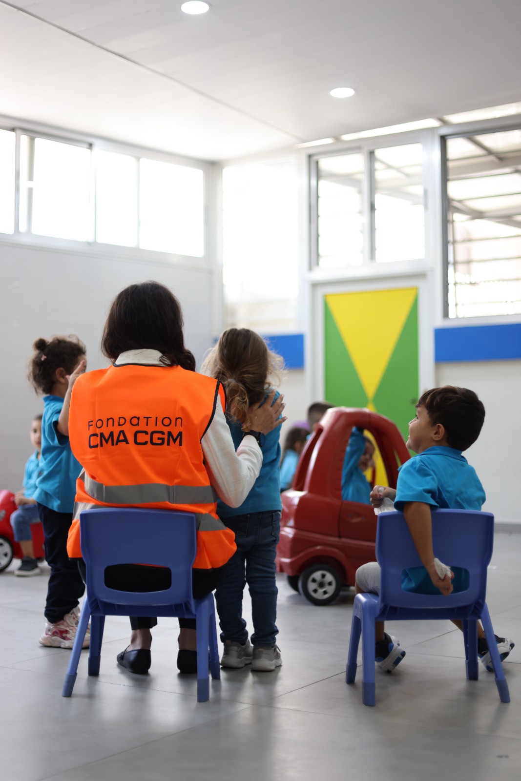 Fondation CMA CGM تعيد تأهيل مدرسة Sainte Famille في علما الشعب وتجهّز 21 مدرسة بأنظمة طاقة شمسية في لبنان Fondation CMA CGM تعيد تأهيل مدرسة Sainte Famille في علما الشعب وتجهّز 21 مدرسة بأنظمة طاقة شمسية في لبنان