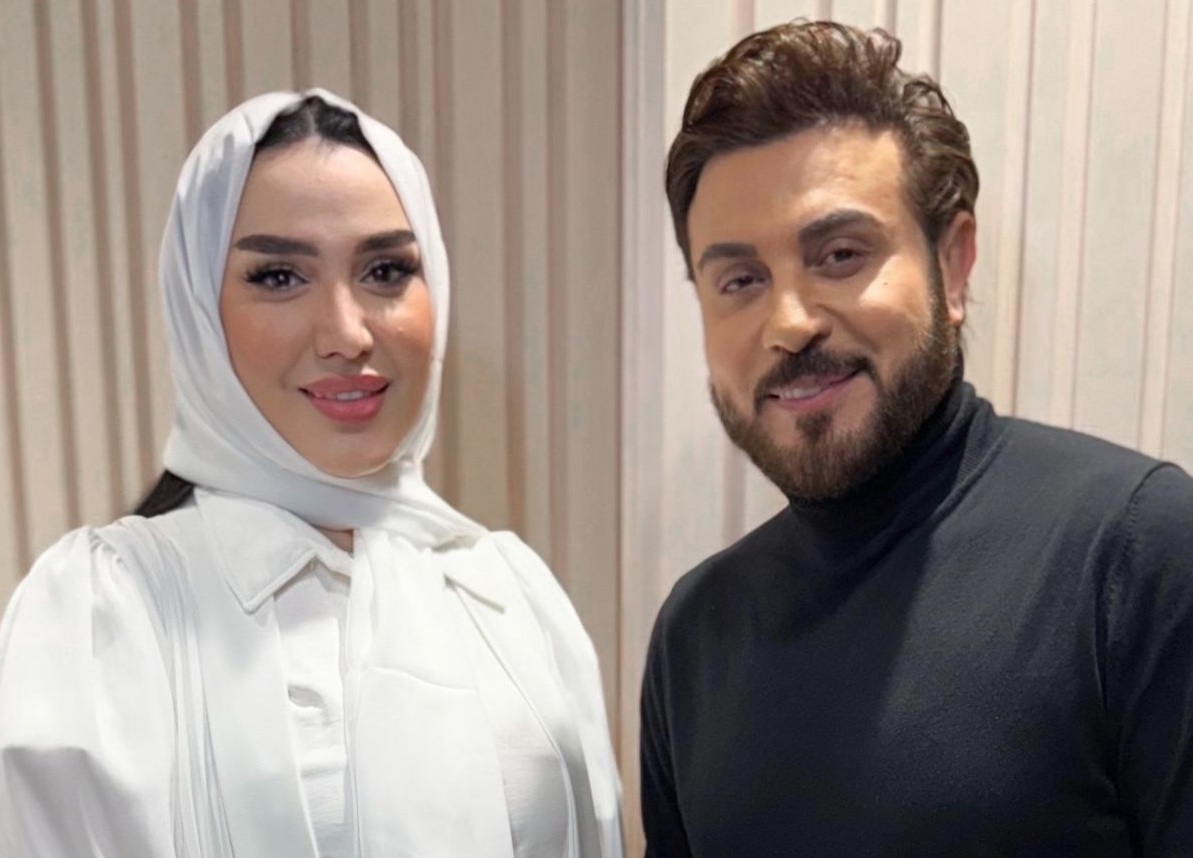 خبيرة التجميل شكران القيسي تشارك في كليب “سهران” للبرنس ماجد المهندس وعلي صابر وتضيف بصمتها الجمالية لعمل حقق انتشاراً واسعاً خبيرة التجميل شكران القيسي تشارك في كليب “سهران” للبرنس ماجد المهندس وعلي صابر وتضيف بصمتها الجمالية لعمل حقق انتشاراً واسعاً