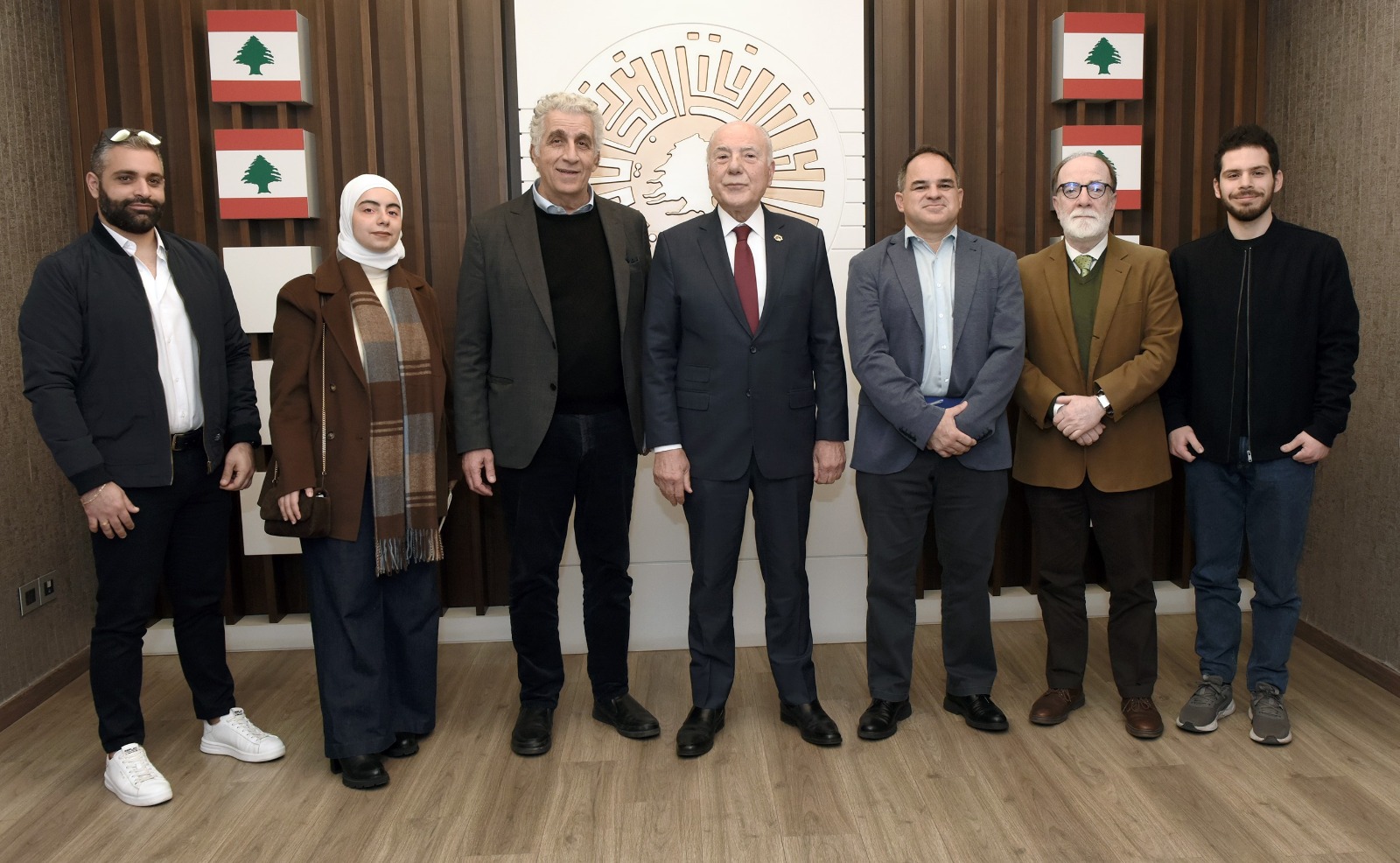غرفة طرابلس الكبرى في لقاء مع خبراء إقتصاديين والبنك الدولي غرفة طرابلس الكبرى في لقاء مع خبراء إقتصاديين والبنك الدولي