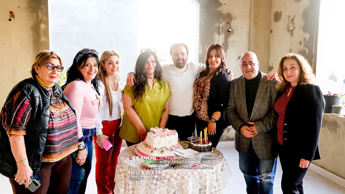 مفاجأة مميزة للإعلامية ميراي صافي عيد بعيد ميلادها بدعوة من الزميل وائل خليل مفاجأة مميزة للإعلامية ميراي صافي عيد بعيد ميلادها بدعوة من الزميل وائل خليل