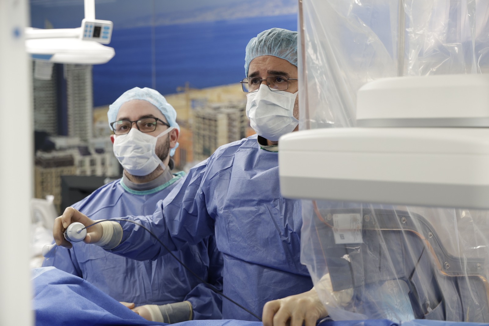 إنجاز طبي جديد في مجال “أمراض القلب” في المركز الطبي للجامعة اللبنانية الأميركية – مستشفى رزقأول عملية علاج للرجفان الأذيني بتقنية Volt في لبنان والمشرق العربي إنجاز طبي جديد في مجال “أمراض القلب” في المركز الطبي للجامعة اللبنانية الأميركية – مستشفى رزقأول عملية علاج للرجفان الأذيني بتقنية Volt في لبنان والمشرق العربي