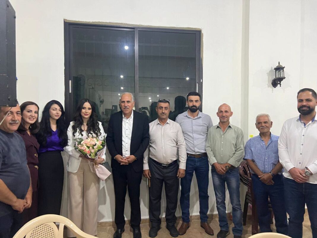 في أمسية ثقافية حاشدة ببلدية عيحا: إطلاق وتوقيع كتاب “الوعي المستنير بالدين.. نحو إنسان أكثر إنسانية” للباحثة ميرنا أبو لطيف برعاية وزارة الثقافة في أمسية ثقافية حاشدة ببلدية عيحا: إطلاق وتوقيع كتاب “الوعي المستنير بالدين.. نحو إنسان أكثر إنسانية” للباحثة ميرنا أبو لطيف برعاية وزارة الثقافة