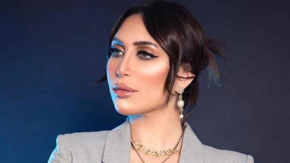 دكتورة خلود تظهر بملامح متغيرة بعد ترميم أنفها والشبه بوالدها يلفت الأنظار دكتورة خلود تظهر بملامح متغيرة بعد ترميم أنفها والشبه بوالدها يلفت الأنظار