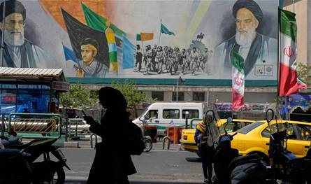إيران تقر بخسائر اقتصادية جراء الحرب والعقوبات الأميركية إيران تقر بخسائر اقتصادية جراء الحرب والعقوبات الأميركية