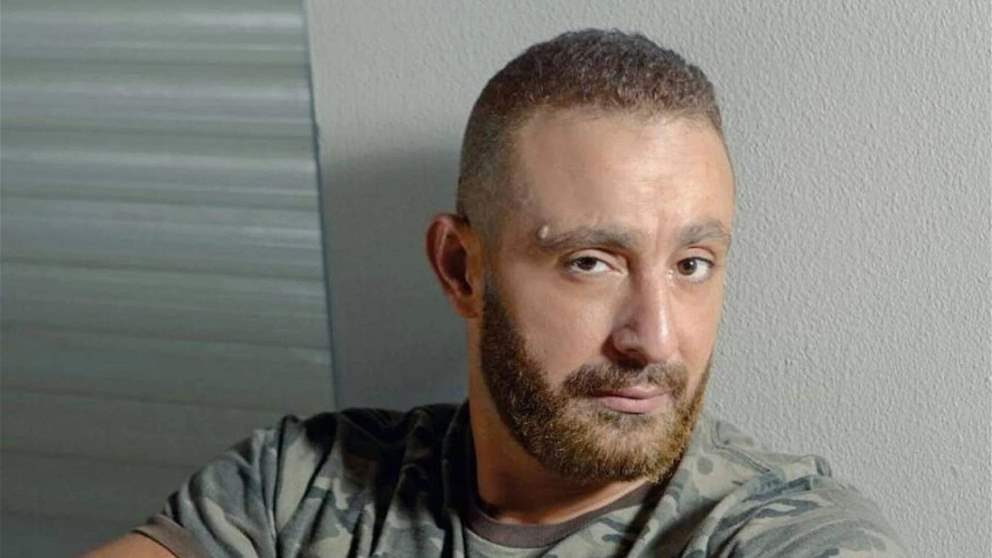أحمد السقا ينفي أنباء زواجه ويؤكد أنها شائعات أحمد السقا ينفي أنباء زواجه ويؤكد أنها شائعات