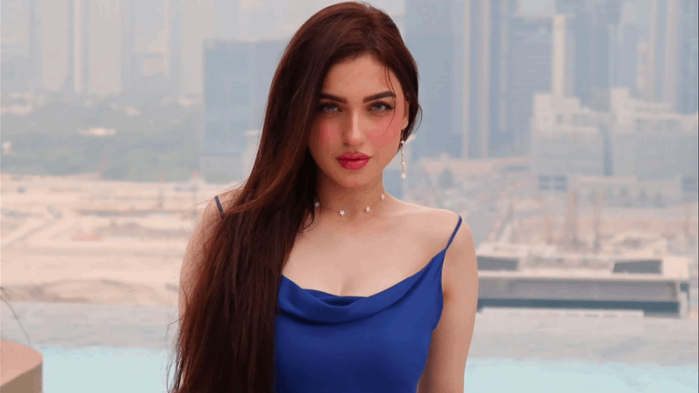 ياسمين عز تحسم جدل إغمائها داخل ملهى ليلي وتكشف مكان وجودها ياسمين عز تحسم جدل إغمائها داخل ملهى ليلي وتكشف مكان وجودها
