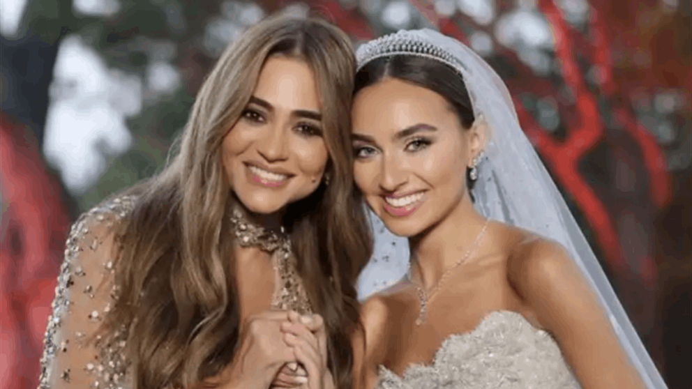 زفاف نجل جوليا بطرس يجمع العائلة والنجوم.. دموع ومفاجآت وسقوط هيفاء وهبي زفاف نجل جوليا بطرس يجمع العائلة والنجوم.. دموع ومفاجآت وسقوط هيفاء وهبي