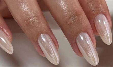 “Coconut Chrome”.. الإطلالة العصرية الأبرز في نهاية الموسم “Coconut Chrome”.. الإطلالة العصرية الأبرز في نهاية الموسم