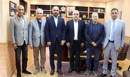 كركي بحث مع وفد من “أمل” هواجس الأطباء كركي بحث مع وفد من “أمل” هواجس الأطباء