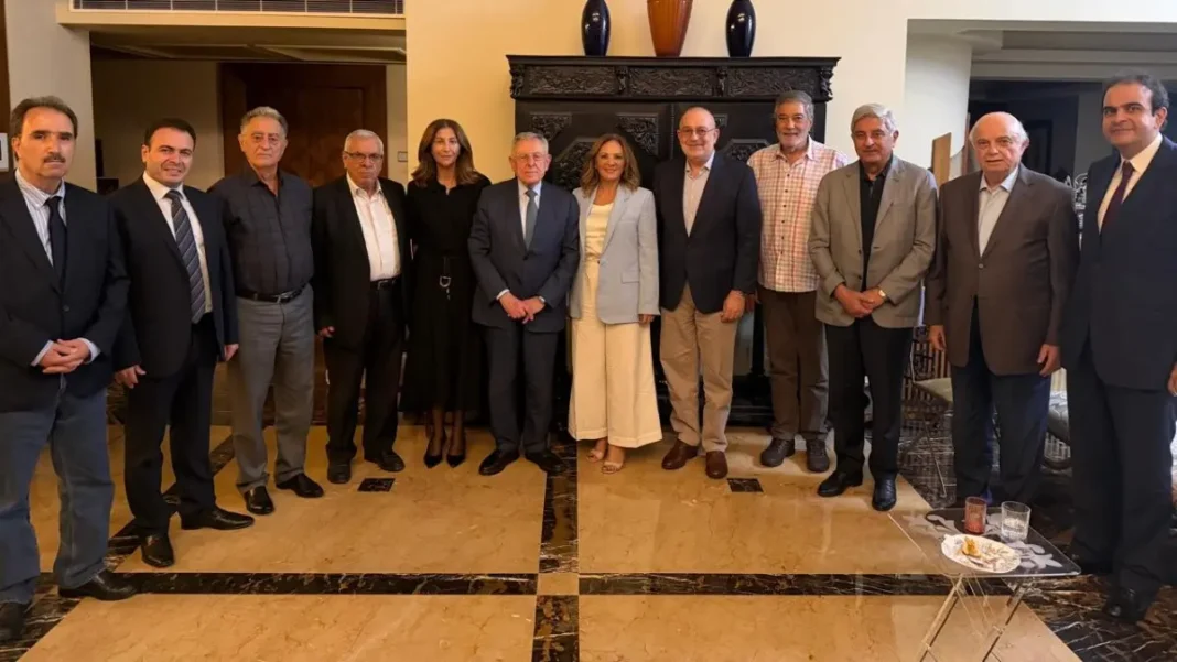 السنيورة ضيف منتدى غسان سكاف الوطني :انتهى زمن المليشيات المسلحة خارج القانون ولا خروج من الازمة الا بالاصلاح وترشيق مؤسسات الدولة السنيورة ضيف منتدى غسان سكاف الوطني :انتهى زمن المليشيات المسلحة خارج القانون ولا خروج من الازمة الا بالاصلاح وترشيق مؤسسات الدولة