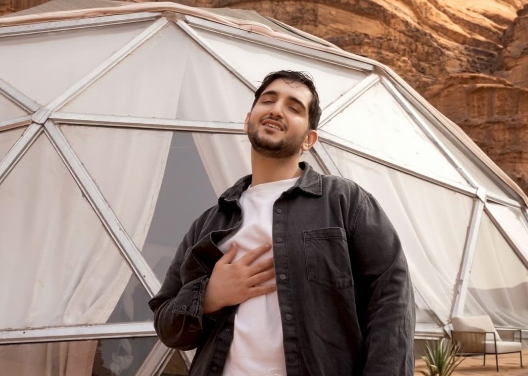 مروان واكيم يطلق «صاير رسّام».. حين يتحوّل الحب إلى فنّ وأغنيات مروان واكيم يطلق «صاير رسّام».. حين يتحوّل الحب إلى فنّ وأغنيات