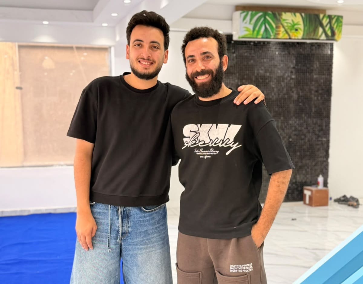 بعد تعاونه مع جنات في الليلة حلوة.. الحسن عادل يواصل نجاحاته بموقف إنساني مع المصور مدحت عدلي بعد تعاونه مع جنات في الليلة حلوة.. الحسن عادل يواصل نجاحاته بموقف إنساني مع المصور مدحت عدلي